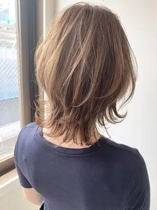 ミディアム 髪師 kenjiroのヘアスタイル