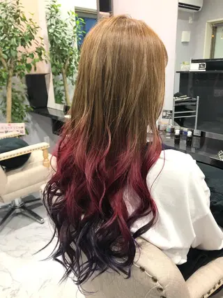 ロング カラー FAVORE 【ファヴォーレ】のヘアスタイル