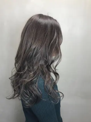 ロング カラー 【透明感、艶髪】西村 有司のヘアスタイル