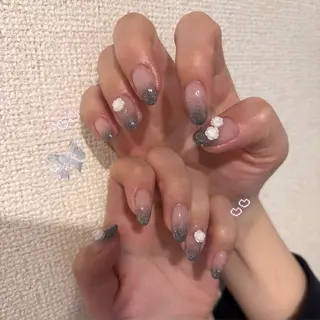 ネイル R nailのネイルデザイン