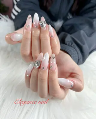 ネイル Elegance Nail本厚木店舗のネイルデザイン