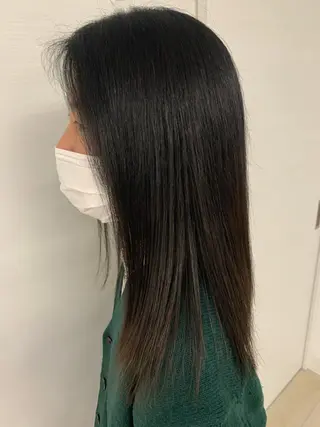 ミディアム 🍃 𝙍𝙀𝙉𝘼のヘアスタイル