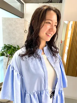ロング パーマ 月100人以上 髪質改善施術|谷口のヘアスタイル