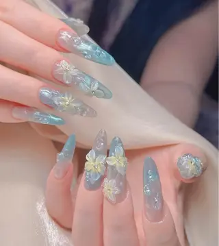 ネイル Luvia Ginzaのネイルデザイン