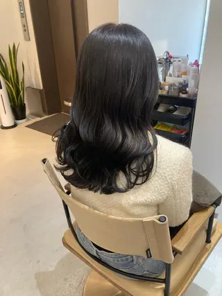 セミロング ✨色持ちの良い艶 カラー✨蟹江真世のヘアスタイル