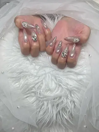 ネイル 🌈 Laule'aのネイルデザイン
