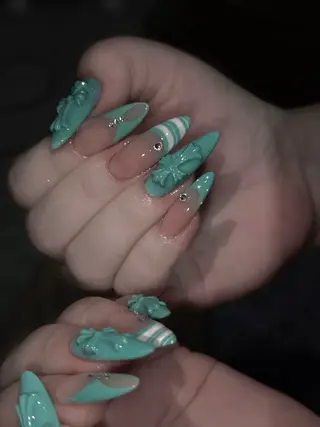 ネイル 🌱Rina🎀 Mikaのネイルデザイン