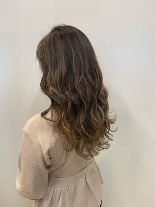 カラー 溝口 和弘のヘアスタイル