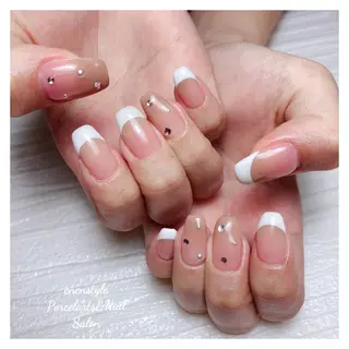 ミディアム ネイル 🐾enen style 🐾のネイルデザイン