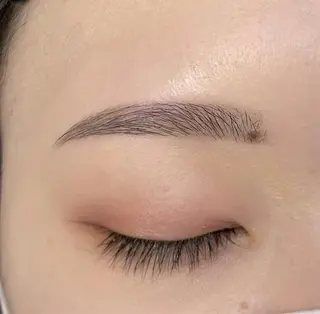 アイブロウ 佐藤 真帆の眉毛・アイブロウイメージ