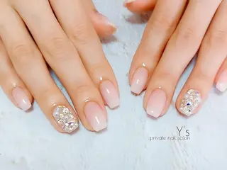 ネイル YUMI NAGAI のネイルデザイン