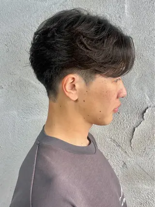 カラー メンズ 大谷 真央のヘアスタイル