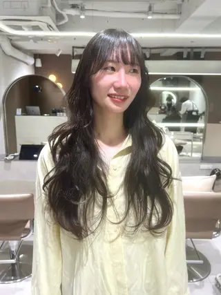 ロング rino🤍 恵比寿レイヤーカットのヘアスタイル