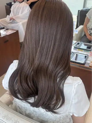 カラー 心美/ブリーチなし 透明感カラーのヘアスタイル