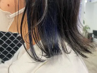 ミディアム 【ウルフ/レイヤー/ 白髪ぼかし】タツヤのヘアスタイル