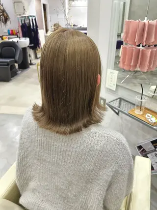 セミロング カラー さあや 【透け感/艶感】のヘアスタイル