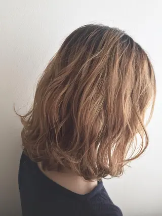 ミディアム カラー 樋口 祐次郎のヘアスタイル