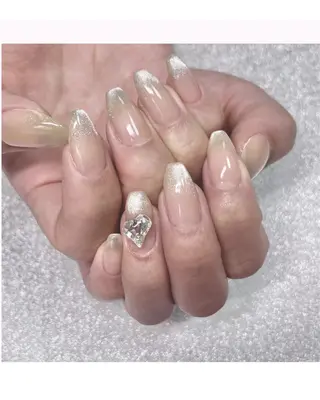 ネイル BEE NAILのネイルデザイン
