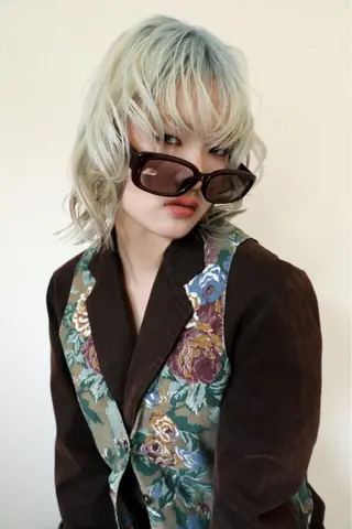 ミディアム 竹市 彩乃のヘアスタイル