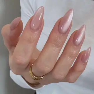 カラー 奥山 恵美のネイルデザイン