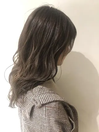 セミロング 夜23時まで予約🉑 reverieあきらのヘアスタイル