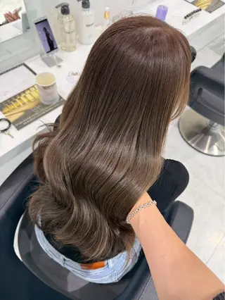 ロング カラー ヘアアレンジ 艶髪グレージュ🩶 maharuのヘアスタイル