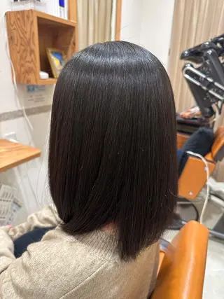 ミディアム 式部 由美子のヘアスタイル