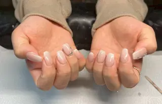 ネイル AIRI PEEKABOO梅田のネイルデザイン
