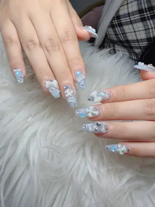ネイル Lee Nailsのネイルデザイン