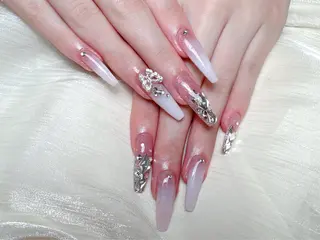 ネイル 🎀M nails✨ ビューティーのネイルデザイン