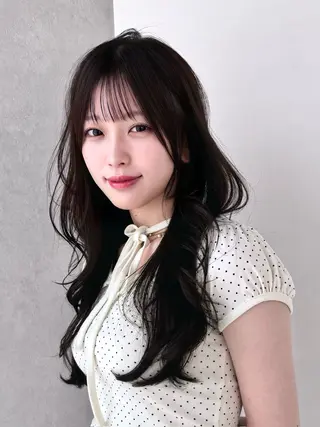 ロング けんけん cachecacheのヘアスタイル