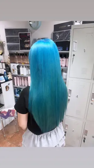 ロング ハイトーンカラー / kureaのヘアスタイル