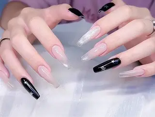 ロング AMI Nailsalonのネイルデザイン