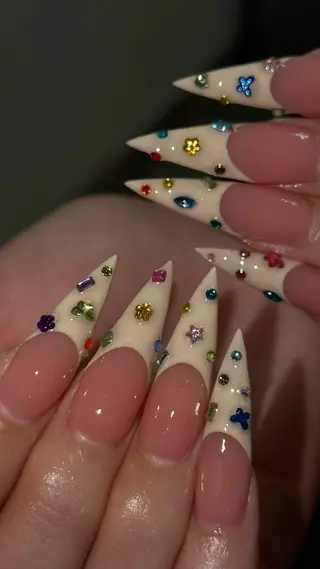 ネイル HAPPI NAIL CALINのネイルデザイン