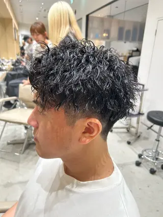 パーマ メンズ 🐲ツイスパ🐲 フェード/龍のヘアスタイル
