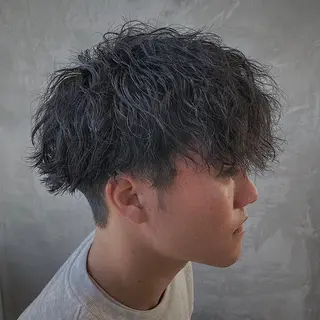 ショート パーマ メンズ 波巻きスパイラルパー マ/シャドウパーマ駿のヘアスタイル