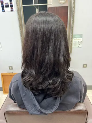 セミロング カラー 産休の為お休みです! 小島凜のヘアスタイル