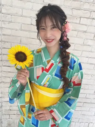 あやか 白髪ぼかしハイライトのヘアスタイル