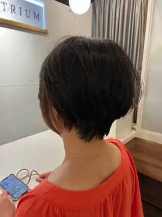ショート 村中 逸紀のヘアスタイル