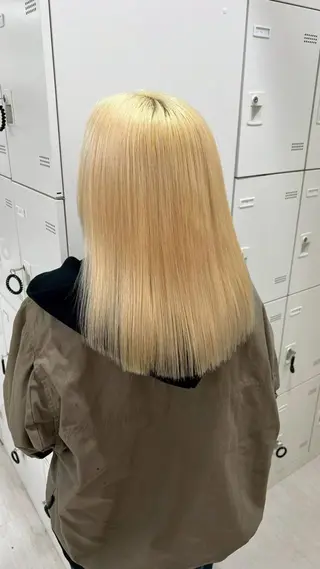 カラー ナチュラル可愛い◎ 推しカラー🤍池袋のヘアスタイル