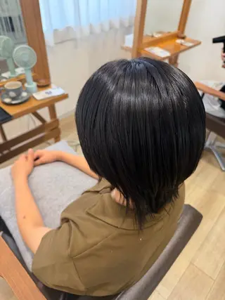 ショート RENA|透明感 カラー×癒しスパのヘアスタイル