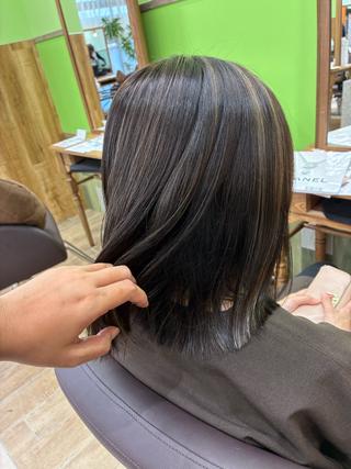 ミディアム カラー 池田 綾香のヘアスタイル