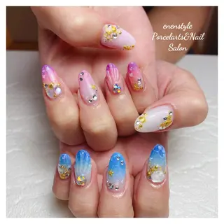 ミディアム ネイル 🐾enen style 🐾のネイルデザイン