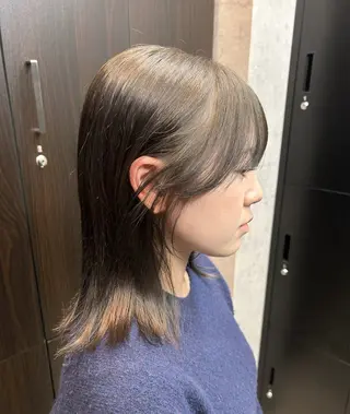 ミディアム カラー tiel 小山莉々のヘアスタイル