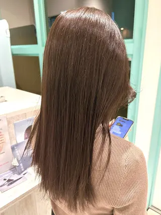 ロング 寺澤 歩佳のヘアスタイル