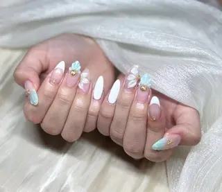 ネイル 本田 秋のネイルデザイン