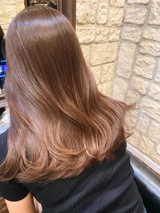 ロング カラー ブリーチカラー⸜♡⸝ クルミ🐍のヘアスタイル