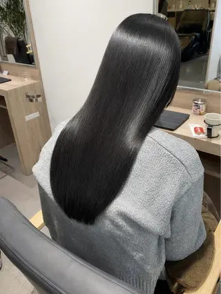 ロング 東田 恋のヘアスタイル
