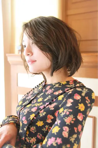 ミディアム カラー パーマ ヘアアレンジ 美艶ボブ イシイのヘアスタイル