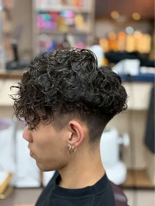 ミディアム パーマ メンズ lua店 Yugo(河野有吾)のヘアスタイル